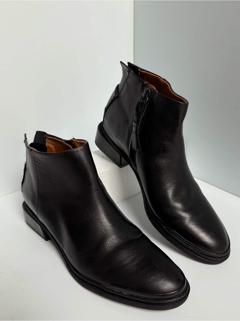 SARTO Franco Sarto A-Nemi Black Leather Ankle Boots 7.5 Fall Western Booties